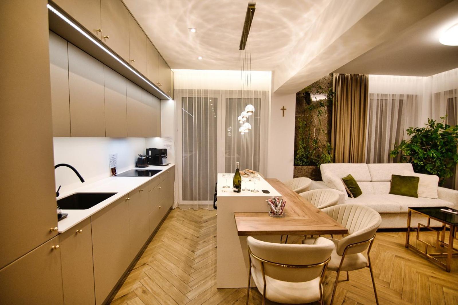דירות זאטור Apartament "Zlote Lwy 18" מראה חיצוני תמונה